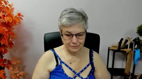 I R I S online show from 21, 10, 2025