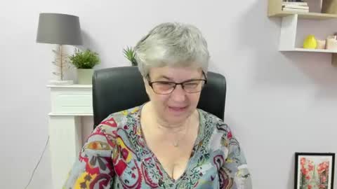 I R I S online show from 22, 6, 2026