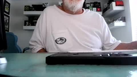 Snapshot of irishdudeloveoib chatting on 19, 9, 2025 Irishdudelove online show from 19, 9, 2025