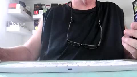 Snapshot of irishdudeloveoib chatting on 26, 11, 2025 Irishdudelove online show from 26, 11, 2025