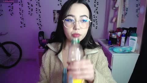 Iris  online show from 28, 11, 2025