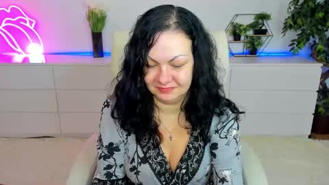 Snapshot of irissmoon1 chatting on 10, 3, 2026 Iris online show from 10, 3, 2026