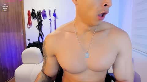 Snapshot of irvinepassion chatting on 12, 2, 2026 WILL ANDREW online show from 12, 2, 2026