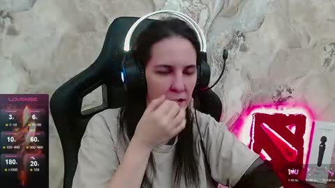 Irwi Tomboy online show from 18, 4, 2026