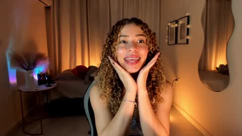 isa_____ online show from 4, 2, 2025