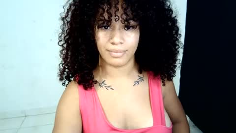 Snapshot of isa_bellaxx23 chatting on 15, 6, 2026 isa_bellaxx23 online show from 15, 6, 2026