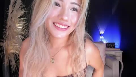 Isa Cortes  online show from 6, 5, 2026