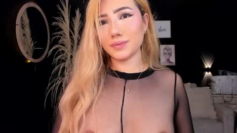 Isa Cortes  online show from 15, 7, 2026
