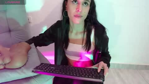 Snapshot of isa_hall chatting on 18, 3, 2026 Isabella Hall online show from 18, 3, 2026