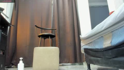 Isa Lancaster online show from 9, 3, 2025