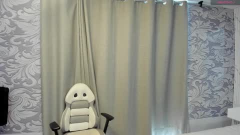    online show from 3, 12, 2025