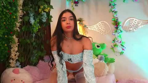 Isabella        online show from 22, 11, 2025