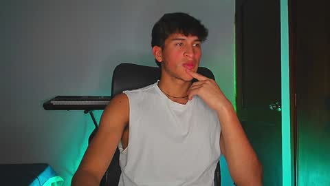 Snapshot of isaac__efx chatting on 12, 12, 2024 isaac online show from 12, 12, 2024