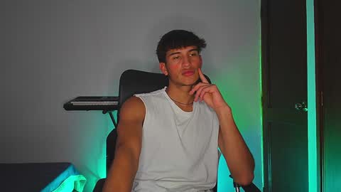 Snapshot of isaac__efx chatting on 12, 12, 2024 isaac online show from 12, 12, 2024