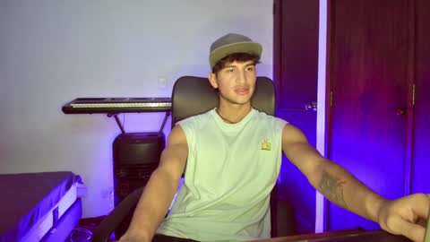 Snapshot of isaac__efx chatting on 18, 12, 2024 isaac online show from 18, 12, 2024