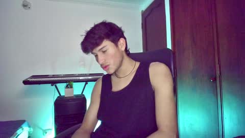 Snapshot of isaac__efx chatting on 8, 1, 2025 isaac online show from 8, 1, 2025