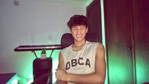 Snapshot of isaac__efx chatting on 10, 1, 2025 isaac online show from 10, 1, 2025