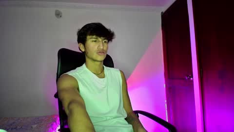 Snapshot of isaac__efx chatting on 12, 2, 2025 isaac online show from 12, 2, 2025