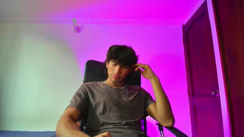 Snapshot of isaac__efx chatting on 18, 9, 2025 isaac online show from 18, 9, 2025