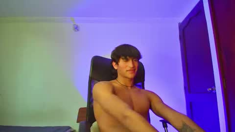 Snapshot of isaac__efx chatting on 25, 9, 2025 isaac online show from 25, 9, 2025