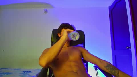 Snapshot of isaac__efx chatting on 16, 10, 2025 isaac online show from 16, 10, 2025