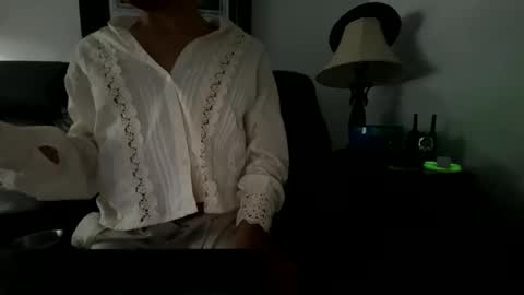 Snapshot of isaac_akamu chatting on 16, 11, 2025 isaac_akamu online show from 16, 11, 2025