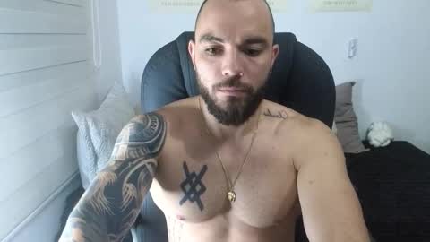 Isaac carter online show from 23, 10, 2025