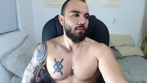 Isaac carter online show from 4, 12, 2025