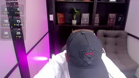 IsaacBlack  online show from 28, 10, 2025