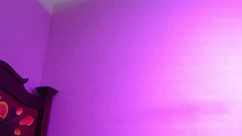 Snapshot of isaaclatino chatting on 3, 1, 2025 isaac online show from 3, 1, 2025