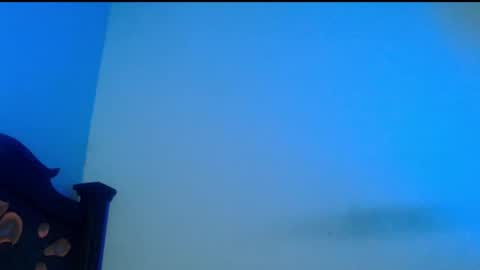 Snapshot of isaaclatino chatting on 2, 3, 2025 isaac online show from 2, 3, 2025