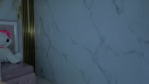 isabeau_s online show from 16, 7, 2026