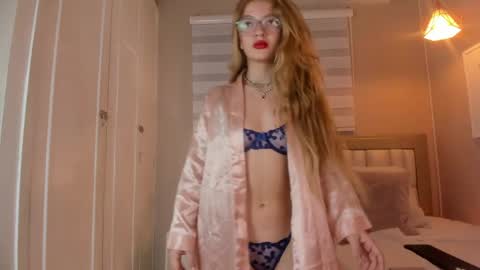 isabela__x online show from 4, 5, 2026