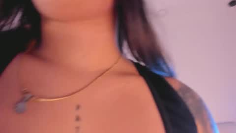 Isabela online show from 5, 3, 2025