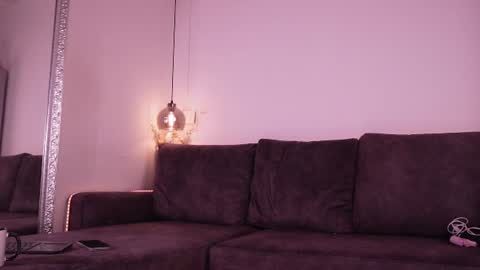 Isabela online show from 13, 7, 2026
