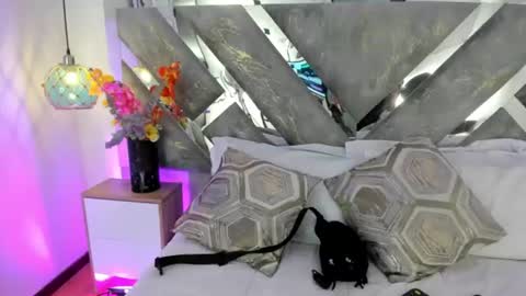Snapshot of isabela_parkerr chatting on 14, 7, 2026 Mommy Isa online show from 14, 7, 2026