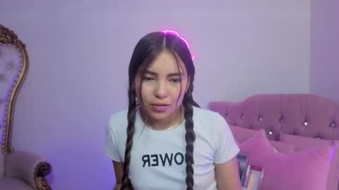 ISABELA  online show from 15, 5, 2026