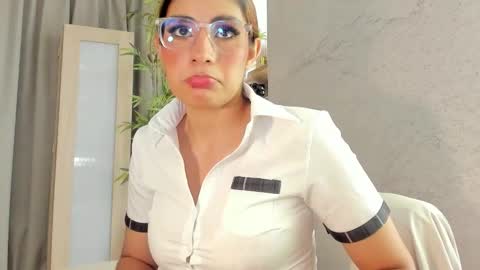 isabelastefano online show from 20, 2, 2026