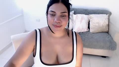isabelateran online show from 5, 5, 2026