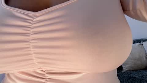 isabelateran online show from 6, 5, 2026