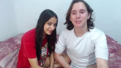 Snapshot of isabella2_ronny chatting on 9, 1, 2025 Isabella and Ronny online show from 9, 1, 2025