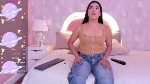 isabella__milf online show from 15, 7, 2026