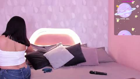 isabella__milf online show from 24, 7, 2026