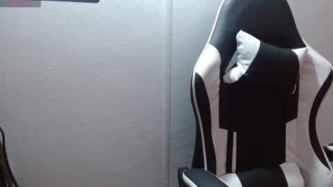 Snapshot of isabella_barbie chatting on 17, 3, 2026 sabella barbie online show from 17, 3, 2026