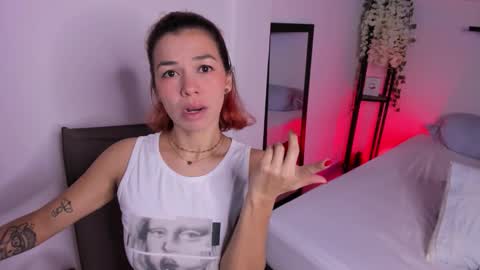 isabella online show from 10, 10, 2025