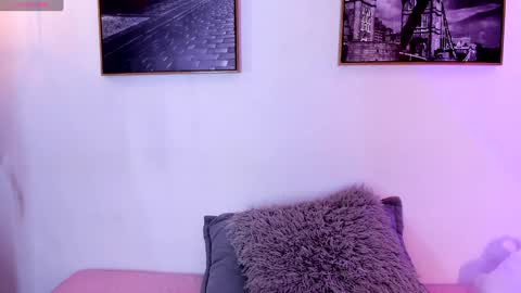  Isabel Lopez online show from 28, 1, 2025