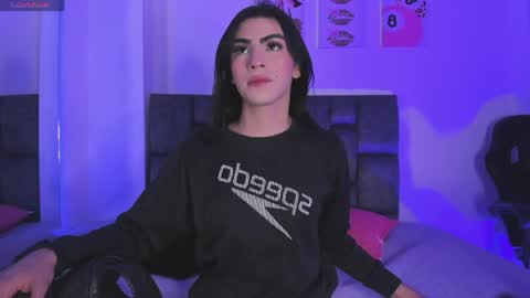 Isabella Moon9 online show from 7, 5, 2026