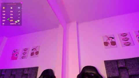 Isabella Moon9 online show from 13, 5, 2026