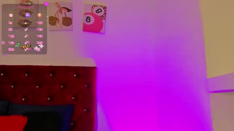 Isabella Moon9 online show from 8, 7, 2026