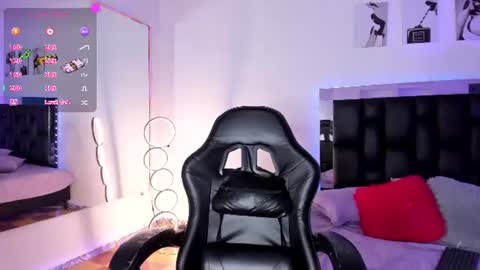 Isabella Moon9 online show from 22, 7, 2026